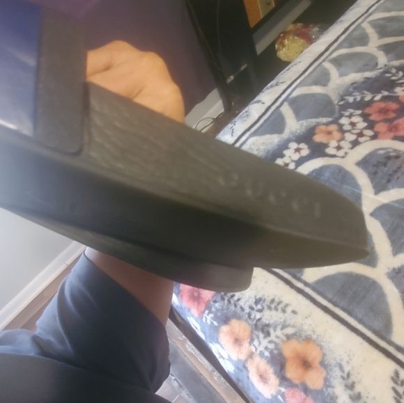 Gucci - Picture 4 of 9